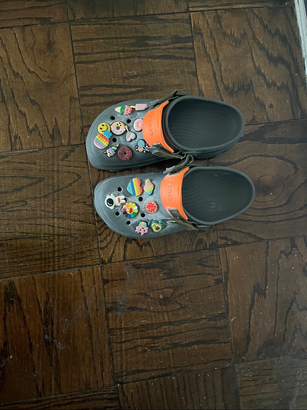 Kids Crocs - Picture 3 of 4